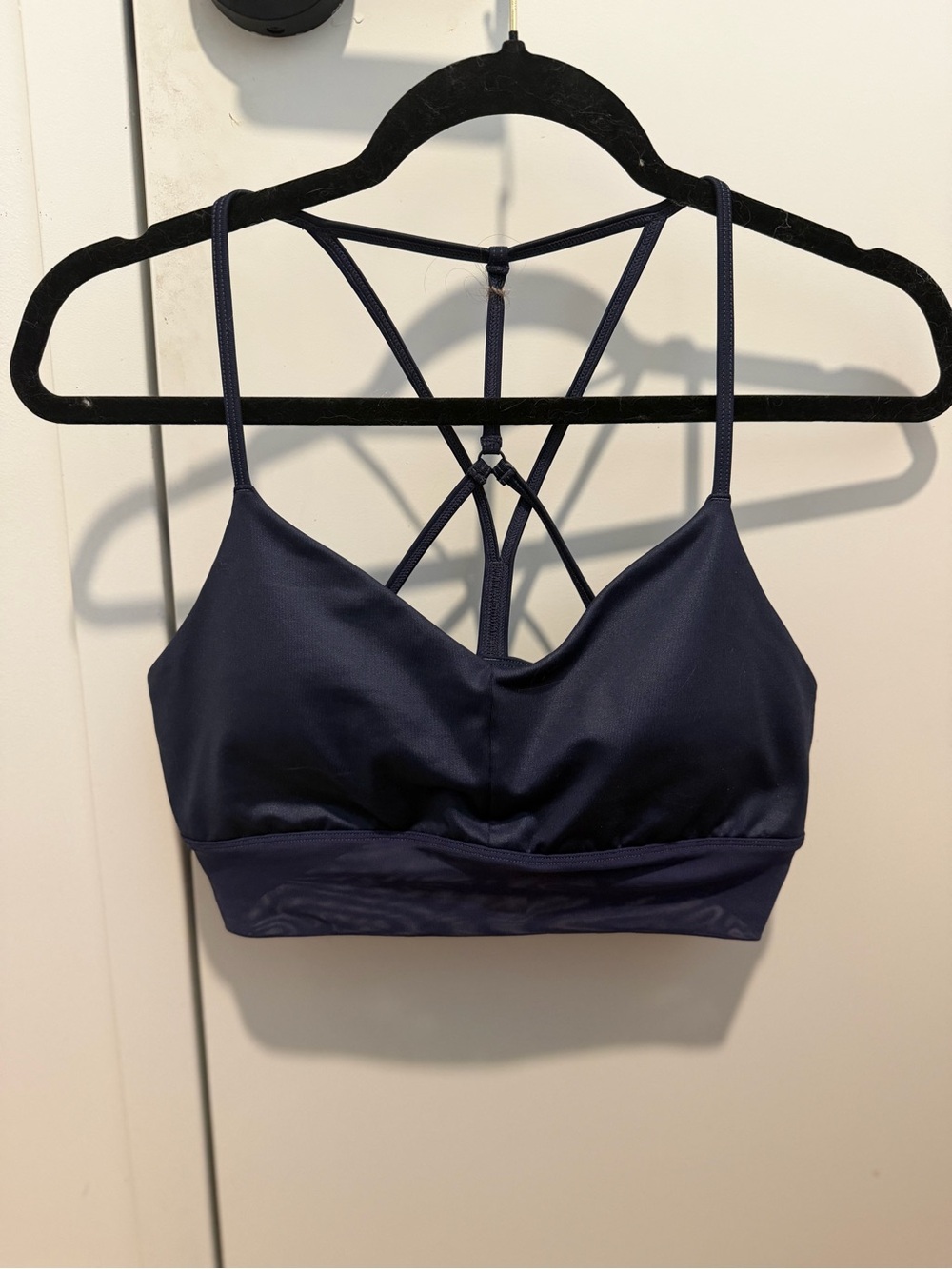 Alo Strappy Navy sports bra  size L